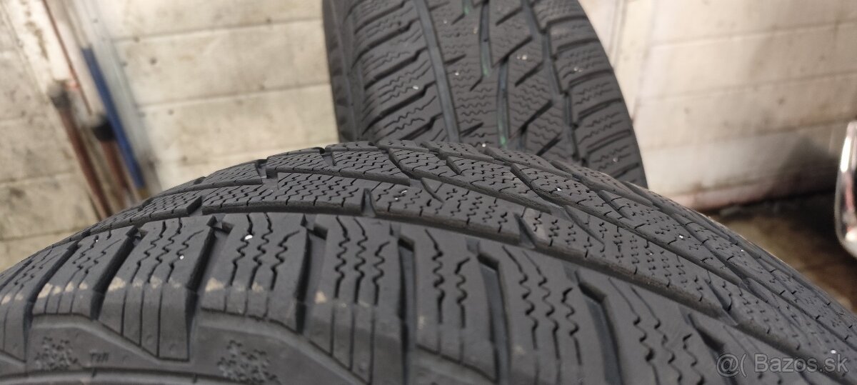 215/60R16 zimne - 12