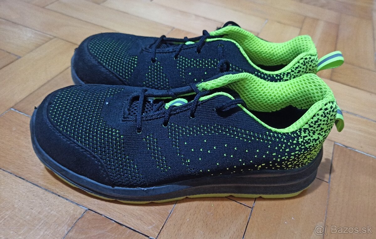 Balik oblecenia vel. 130-146 a topanky 36-39 - 12