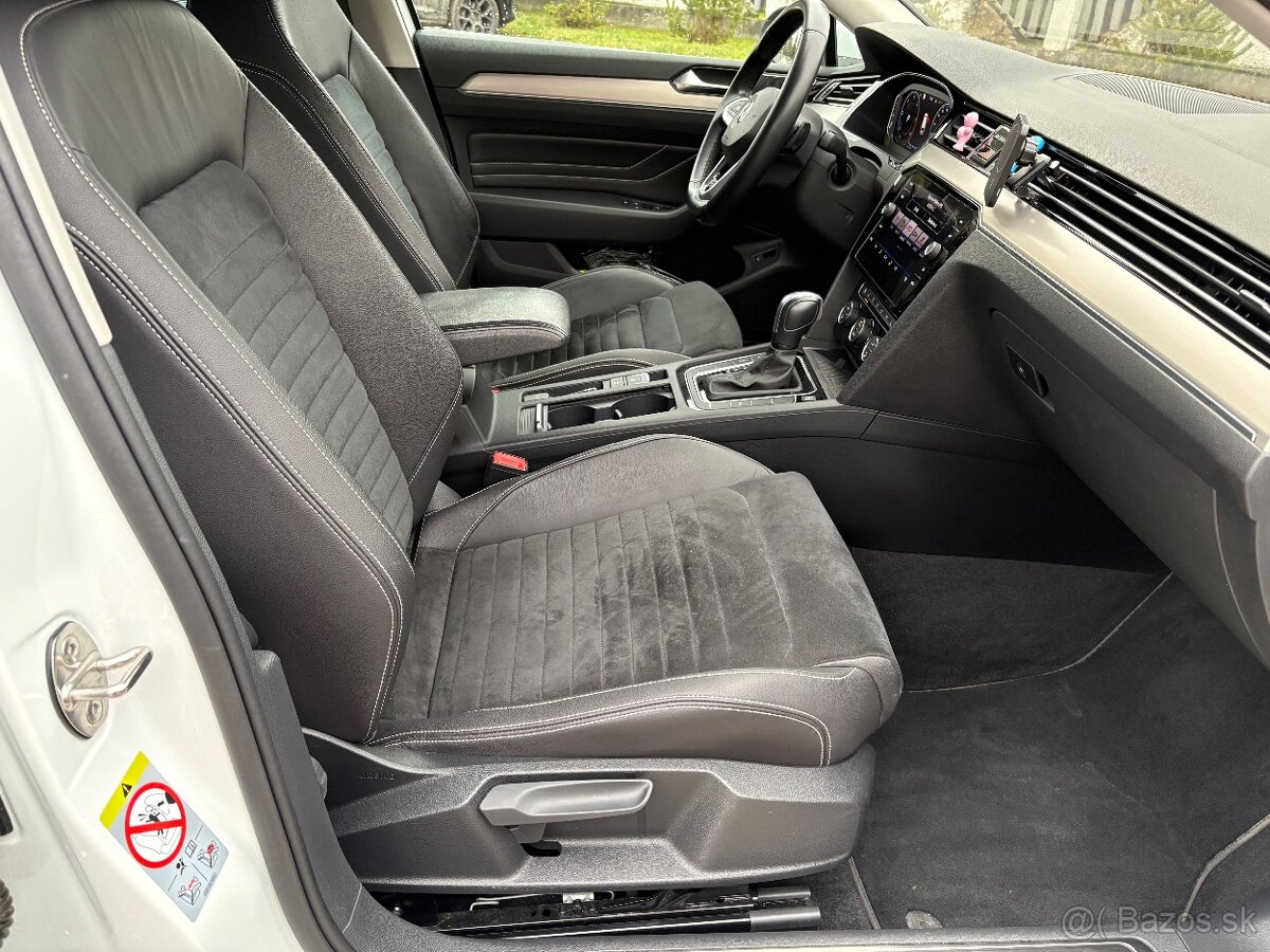 Volkswagen Passat B8 2.0 TDI DSG R Line r.v 2019/11 virtual - 12