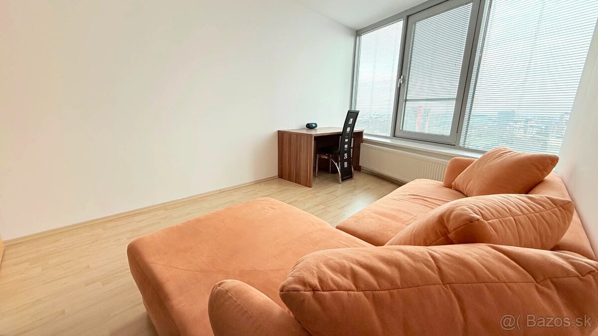 Realitný kancelária REALADR s.r.o. - 12