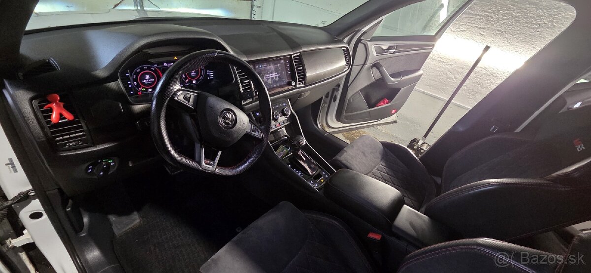 Predám Škoda Kodiaq RS 7 miestne - 12