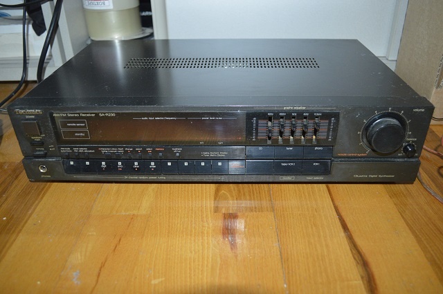 predam zosilovac/receiver TECHNICS - 12