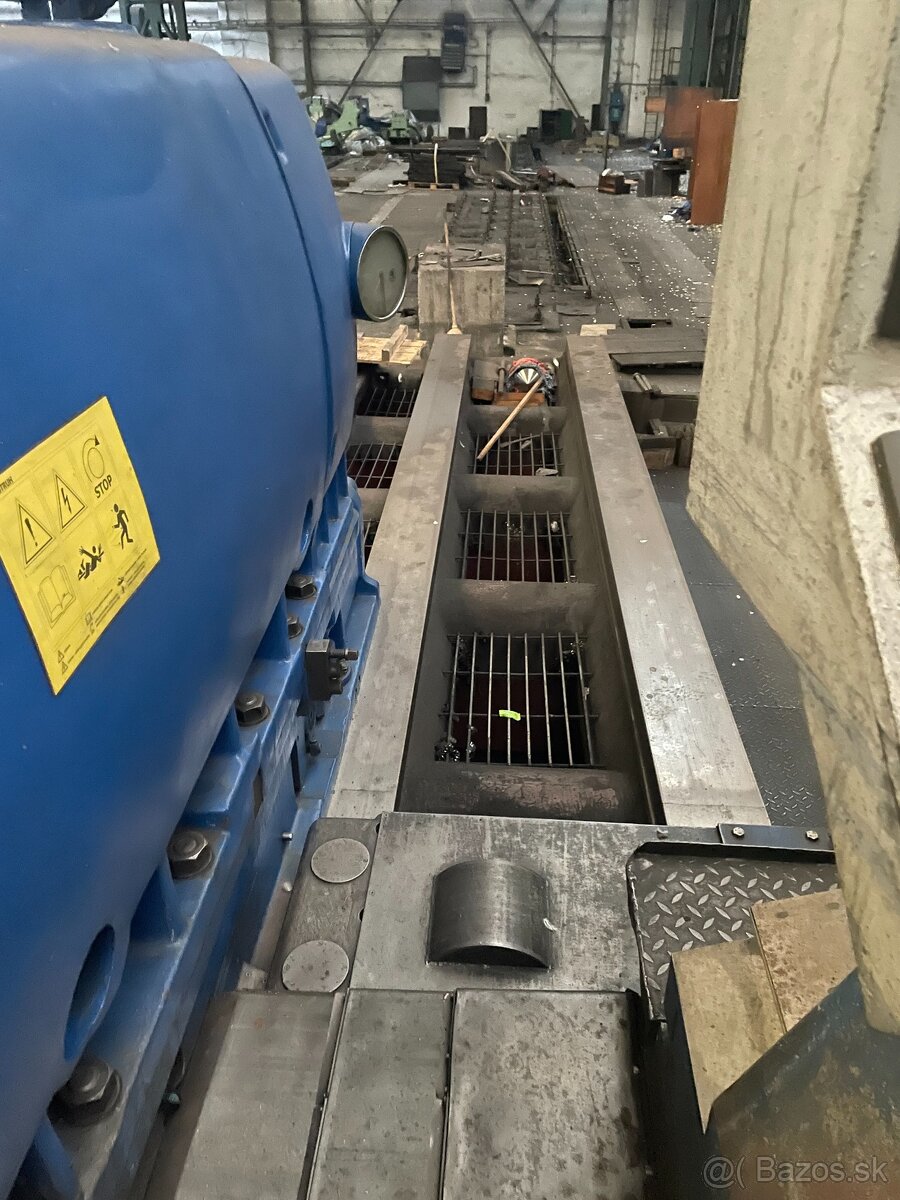 Těžký soustruh SIU250 točná délka 9metrů - 12