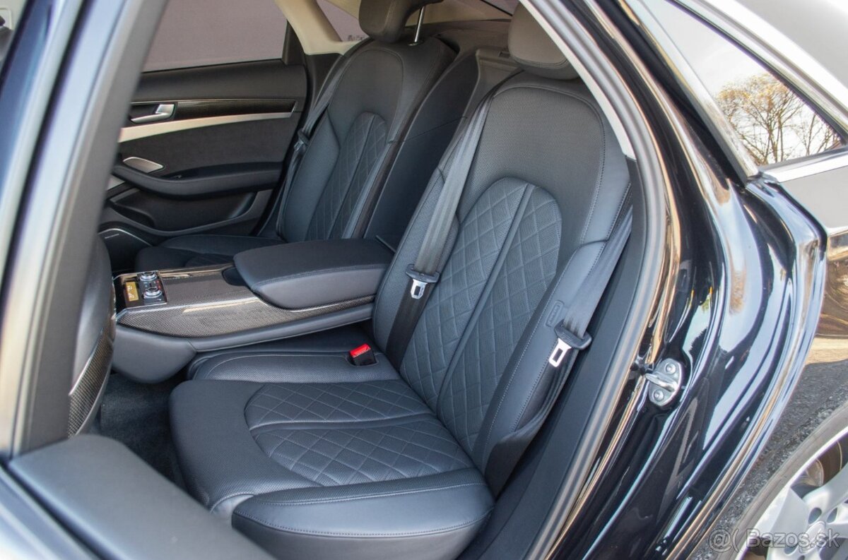 Audi S8 D4 4.0 TFSI Quattro AT/8 - 12