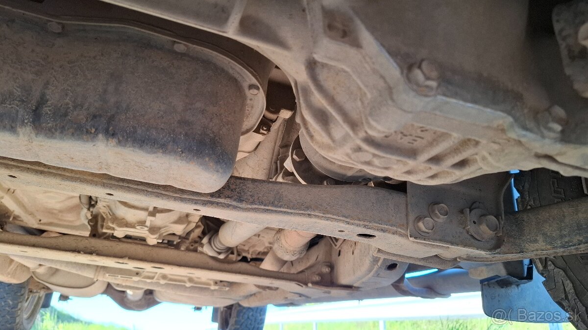 Navara D40 4x4 2009 - 12