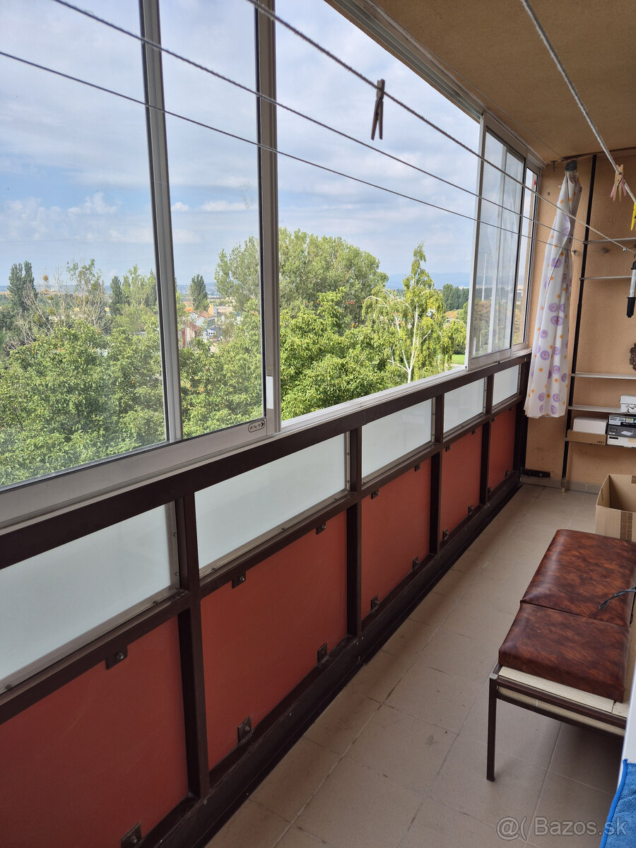 Prenájom 3 izb byt s LOGGIOU Košice s. Nad Jazerom NOVÝ - 12