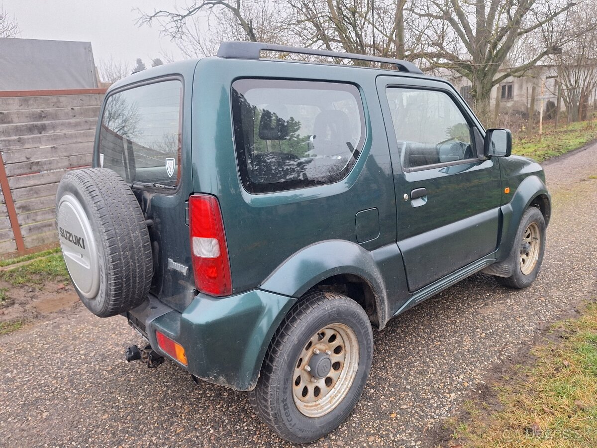 SUZUKI JIMNY 1,3 BENZIN 4X4 ŤAŽNÉ - 12