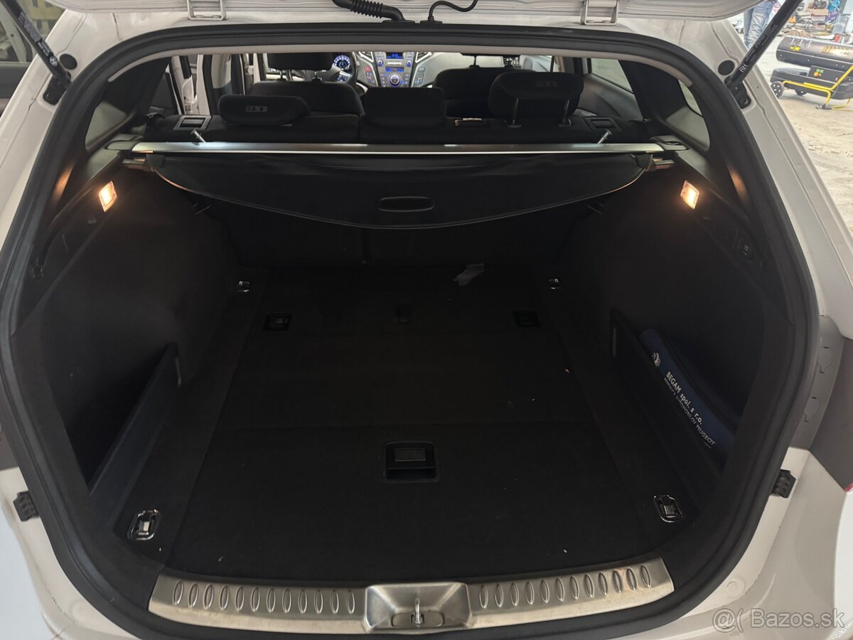 Hyundai i40 1.7crdi - 12