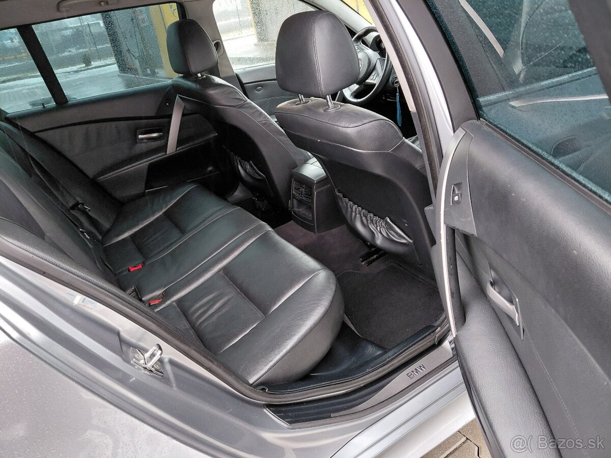 BMW rad.5 Touring model: E61 530d M-Pacet AT/6st. r.v.2006 - 12