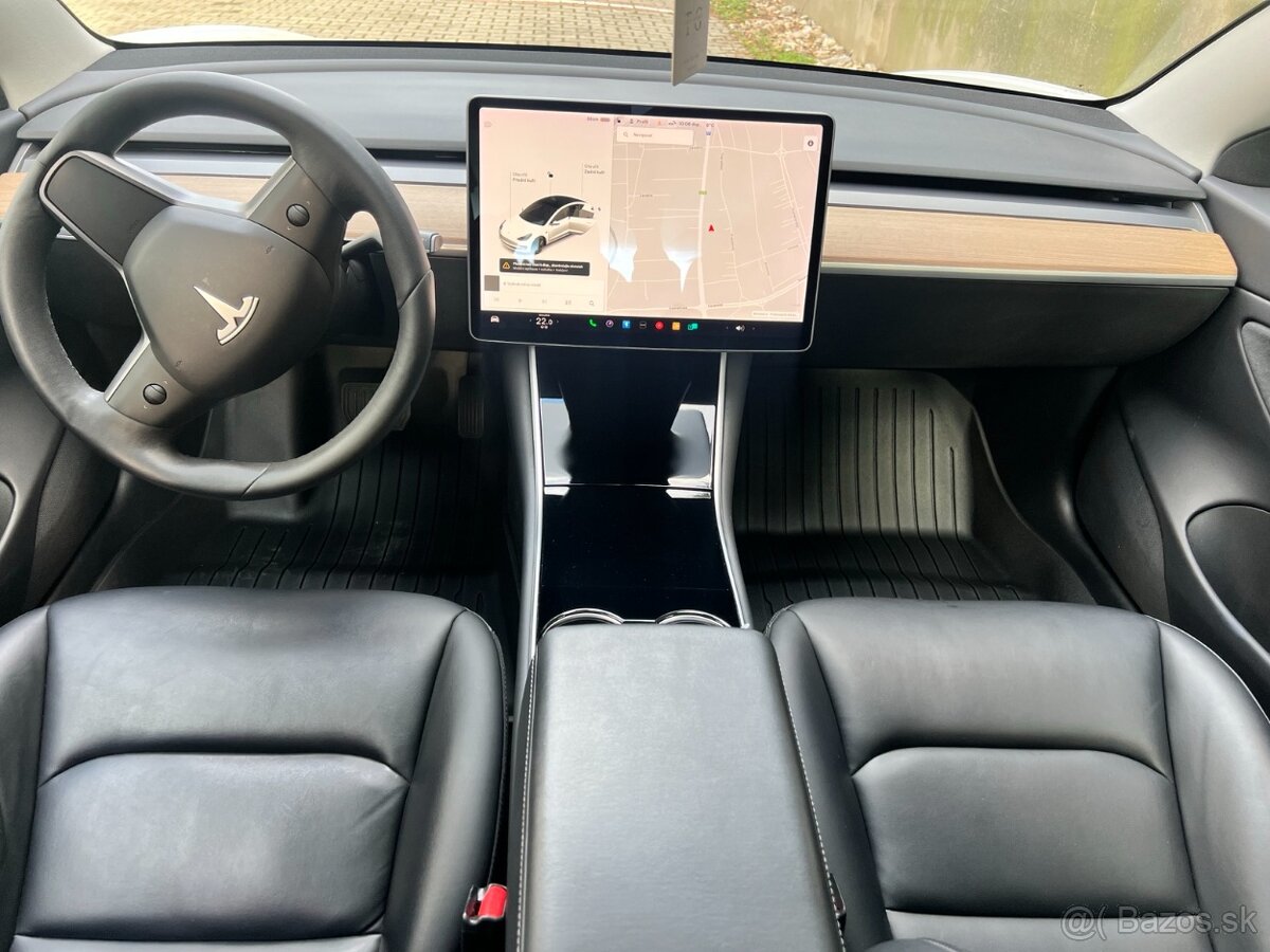 Tesla model 3 SR+ - 12