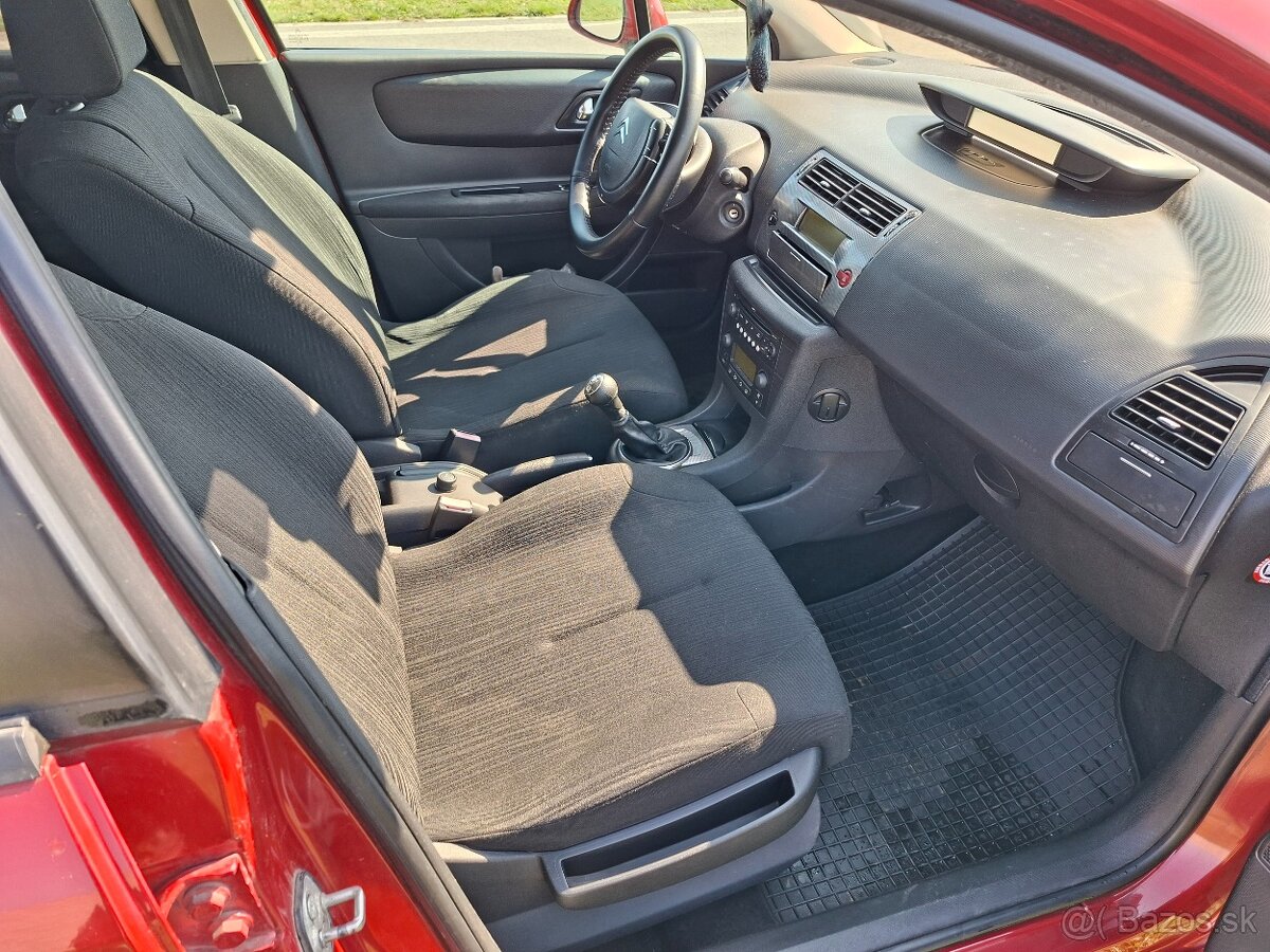 Citroen C4 1.6 16V - 12