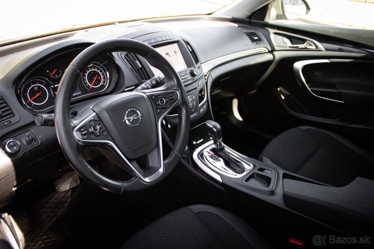 Opel Insignia ST 2.0 CDTi 4x4 A/T - 12