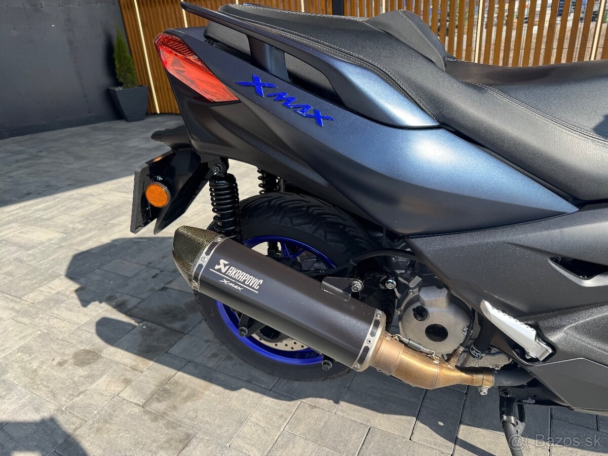Yamaha X Max 300 AKRAPOVIČ - 12