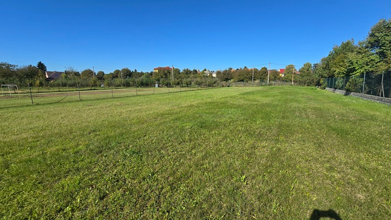 Pekný - veľký pozemok so starším domom - Podhájska 2608 m2 - 12