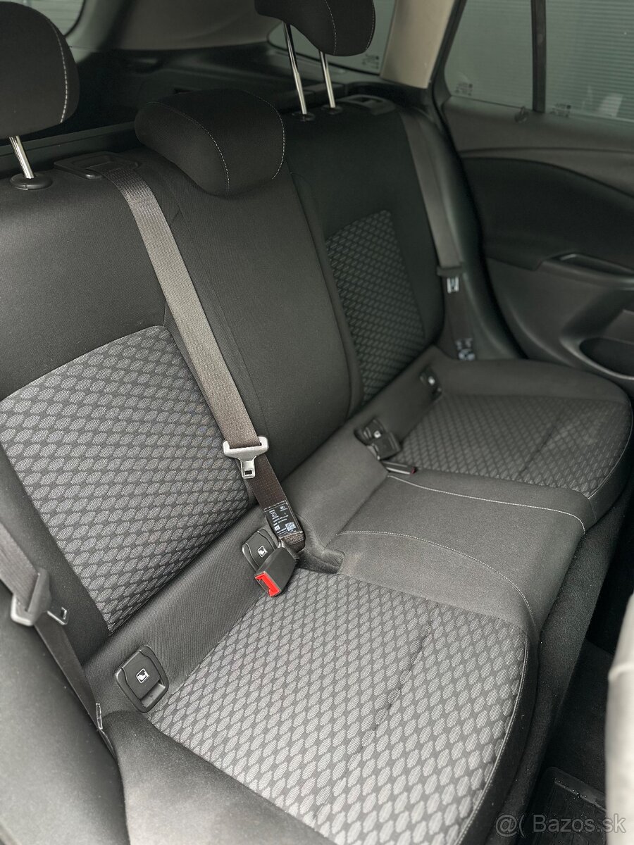 Opel Astra K, 1.6 cdti r.v. 2017 - 12