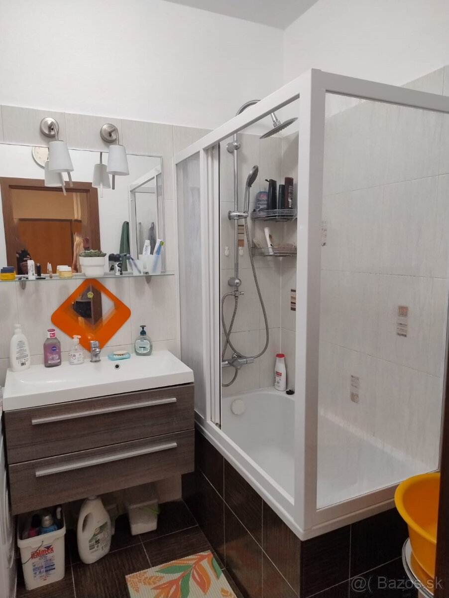 SENEC – NA PREDAJ moderný veľkometrážny 2 izbový byt s loggi - 12