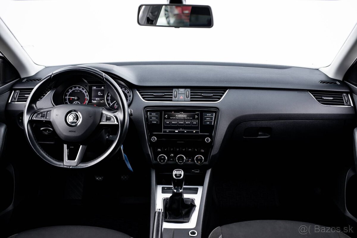 Škoda Octavia Combi 1.6 TDI 115k Ambition - 12
