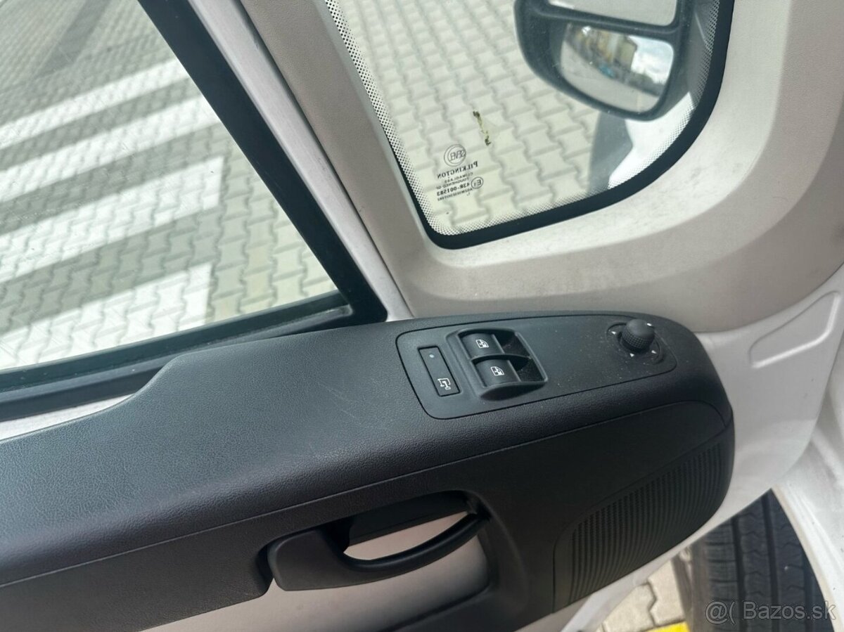 Peugeot Boxer 2.2 HDi - 12
