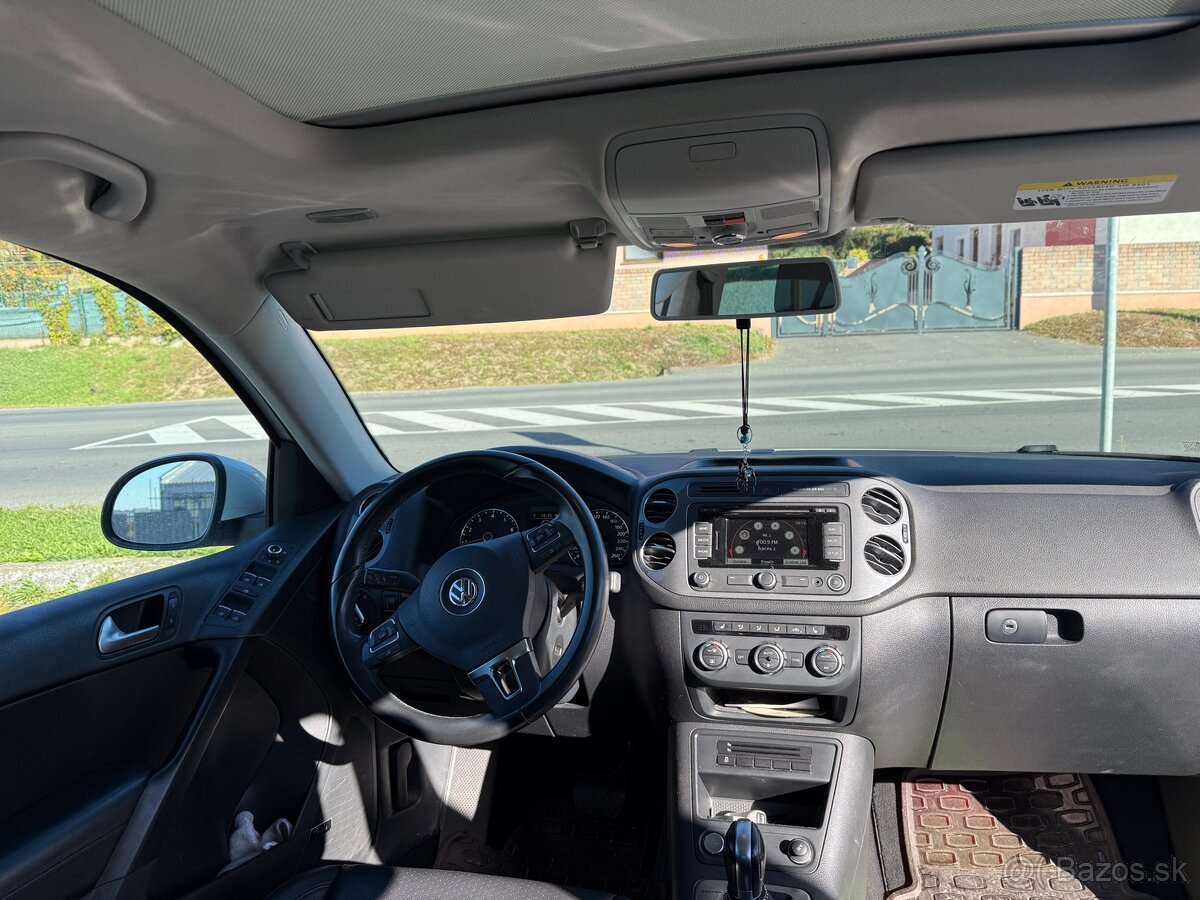 Volkswagen Tiguan 2.0 TSI 4MOTION - 12