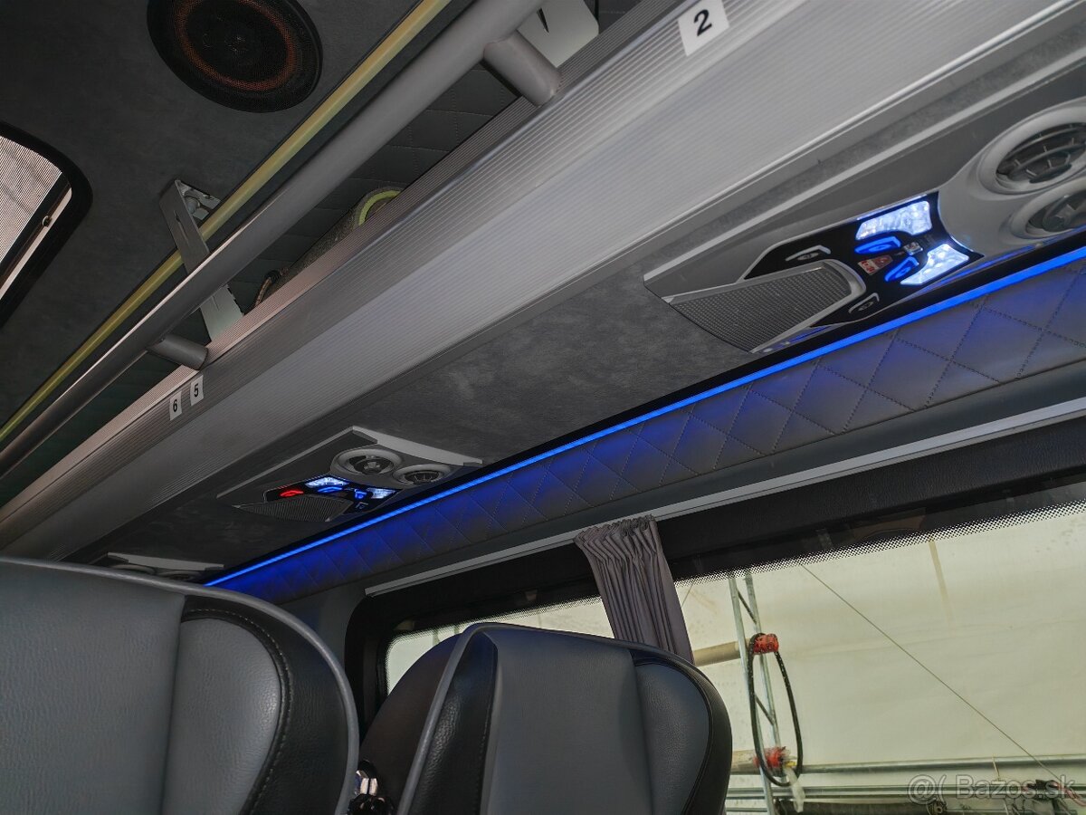 Mercedes-Benz Sprinter 516 - 12