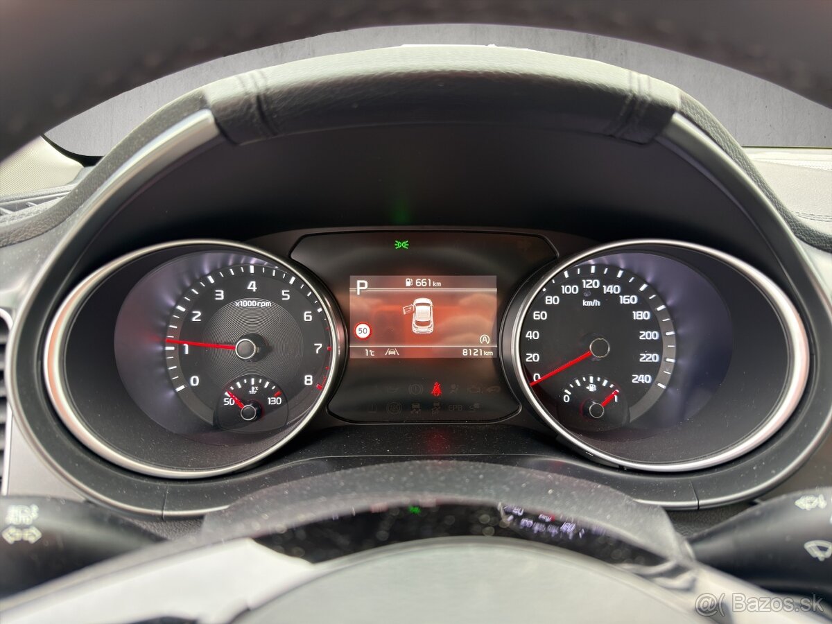 Kia XCeed 1.5 T-GDi Silver A/T - 12