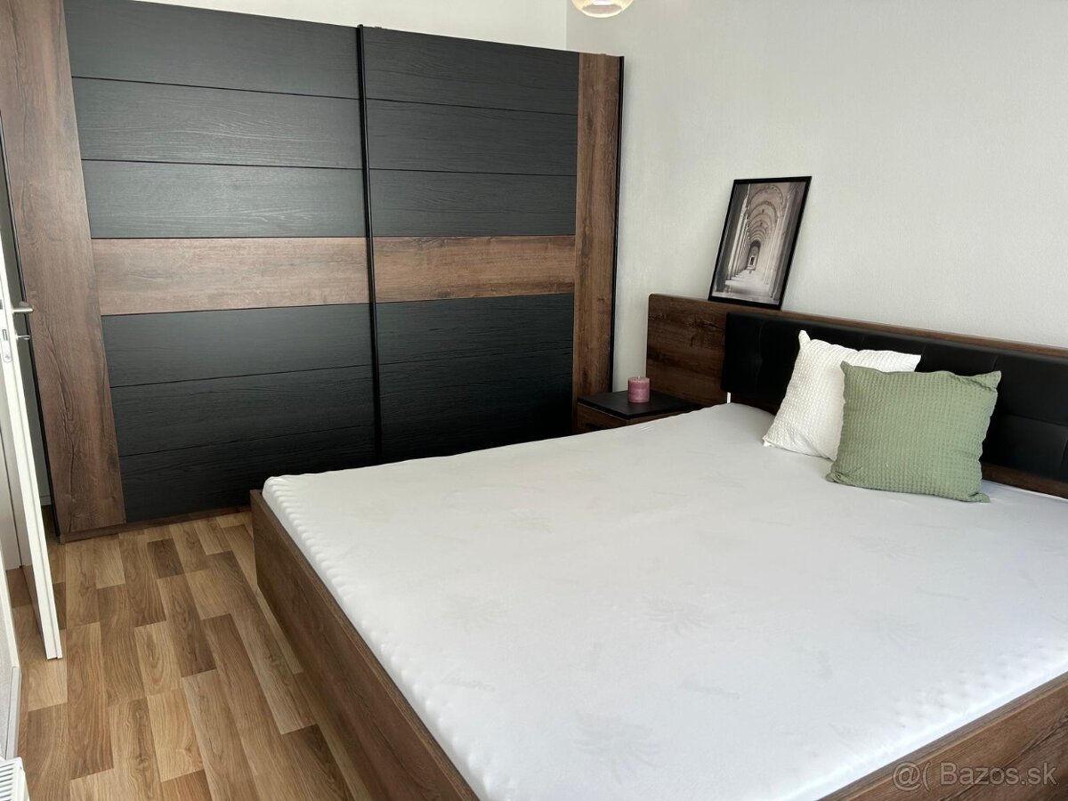 Prenájmem 2 izbový byt v Senici na Sadovej - 12