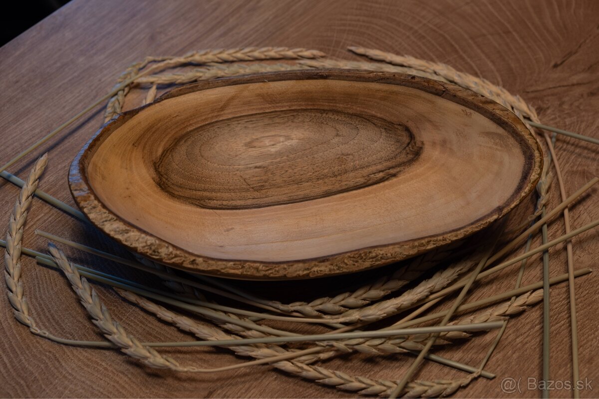Ručne vyrobená drevená misa z orecha - 12