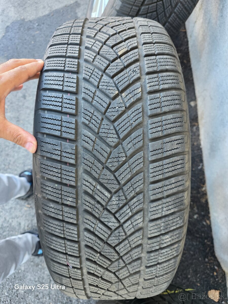 Zimne kolesa Audi E-tron 5x112 r19 255/55 r19 - 12