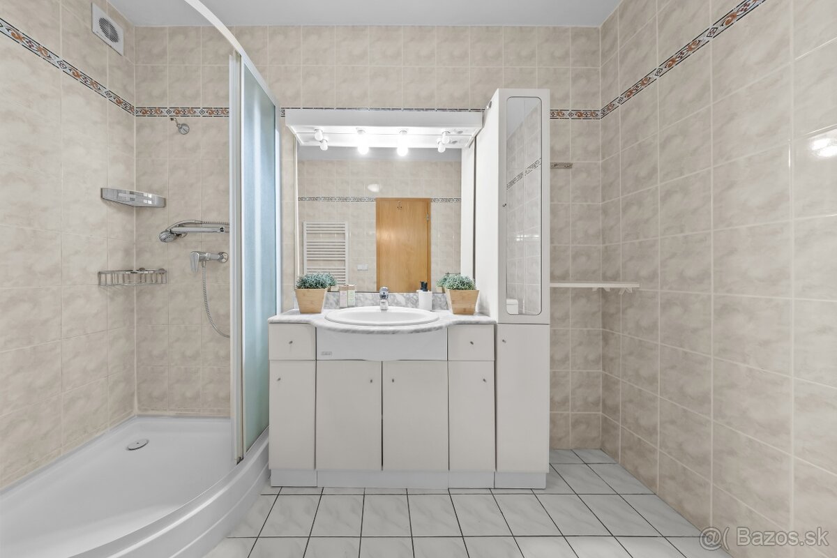 SLNEČNÝ 2 - IZBOVÝ BYT S PRIESTRANNOU TERASOU, KRAMÁRE - 12