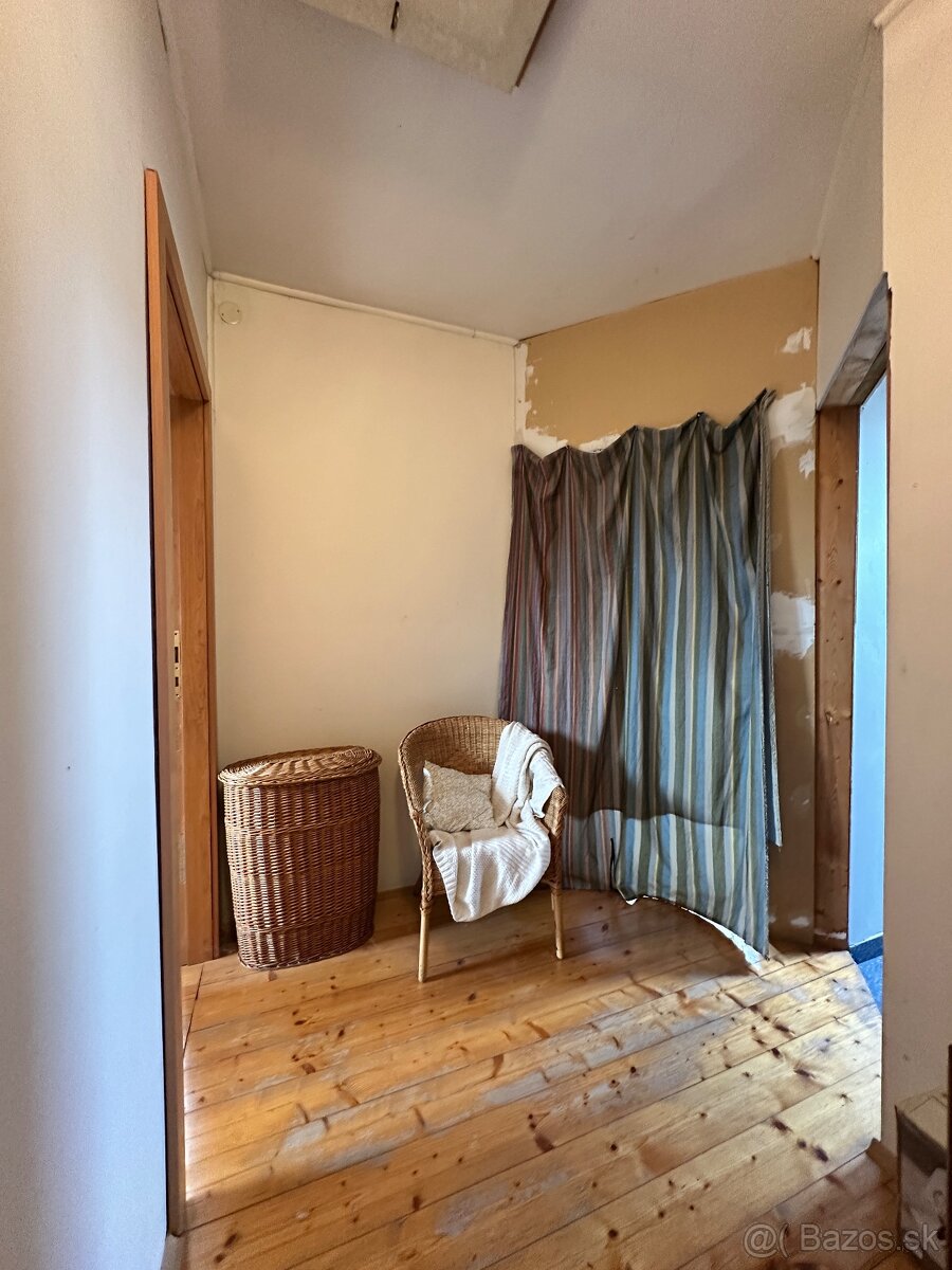 Výmena 4i za 2i byt a 15.000€ - 12