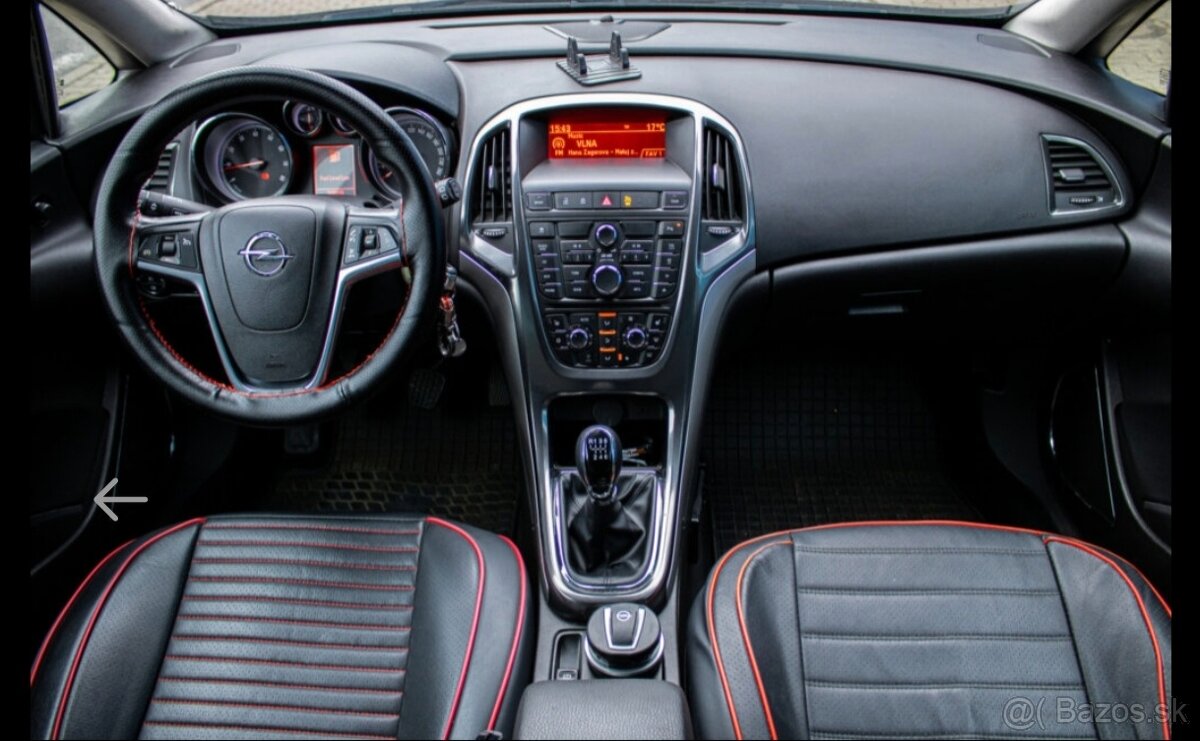 Opel Astra 1.4 Turbo - 12