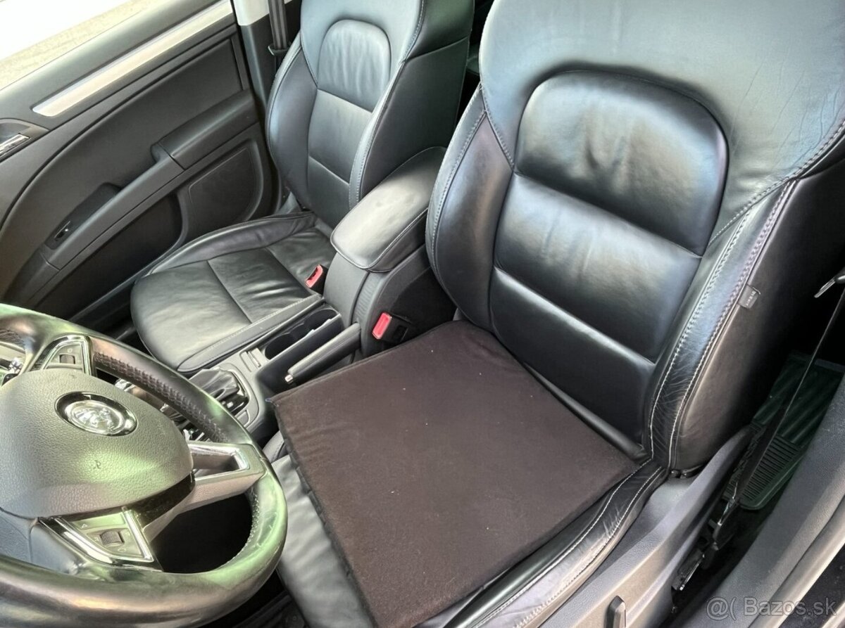 Škoda Superb 2.0 TDI DSG - 12