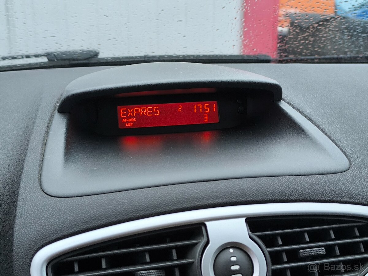 Renault Clio 1.5 dCi - 12