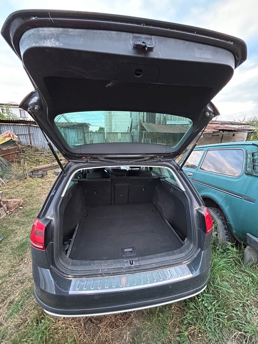 Rozpredám Golf 7 Alltrack - 12