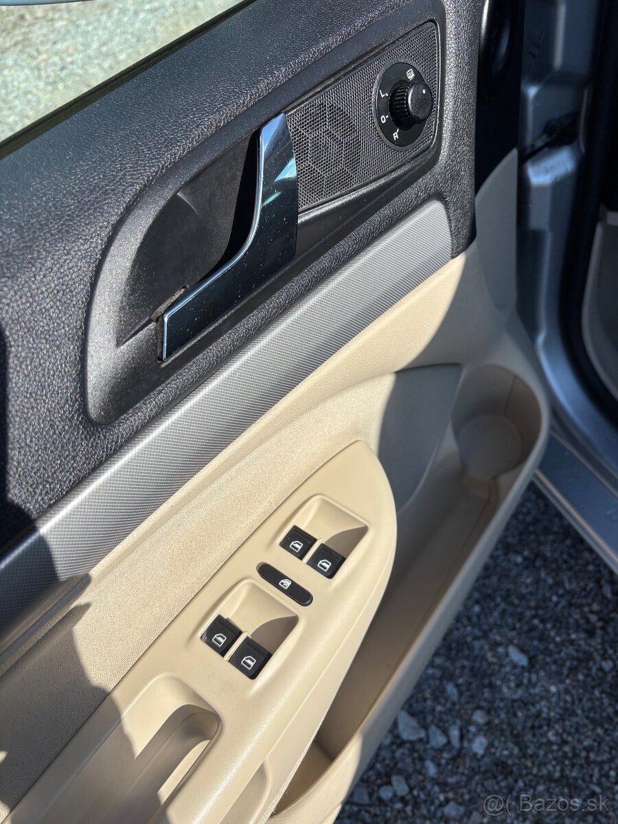 Škoda Octavia Combi 1.8 TSI 4x4 Ambiente - 12