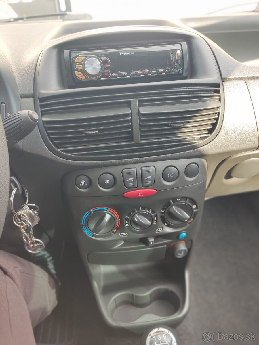 Fiat Punto 1,2 8V 44kW - 12