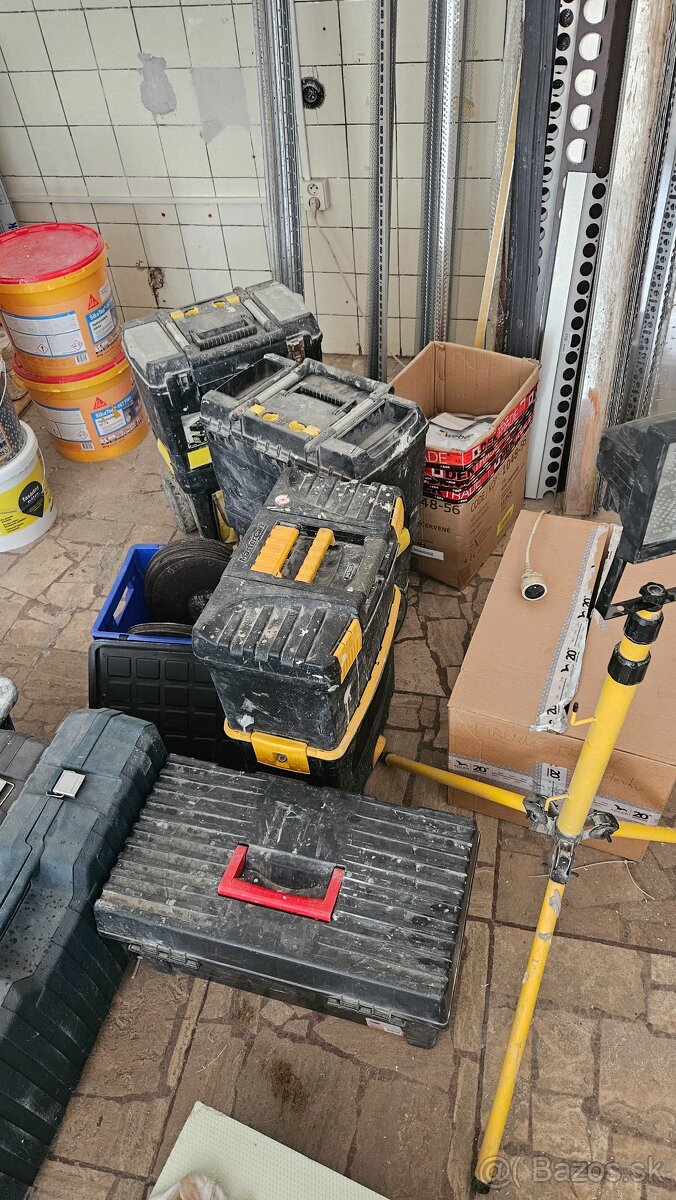 Stavebný materiál a naradie - 12