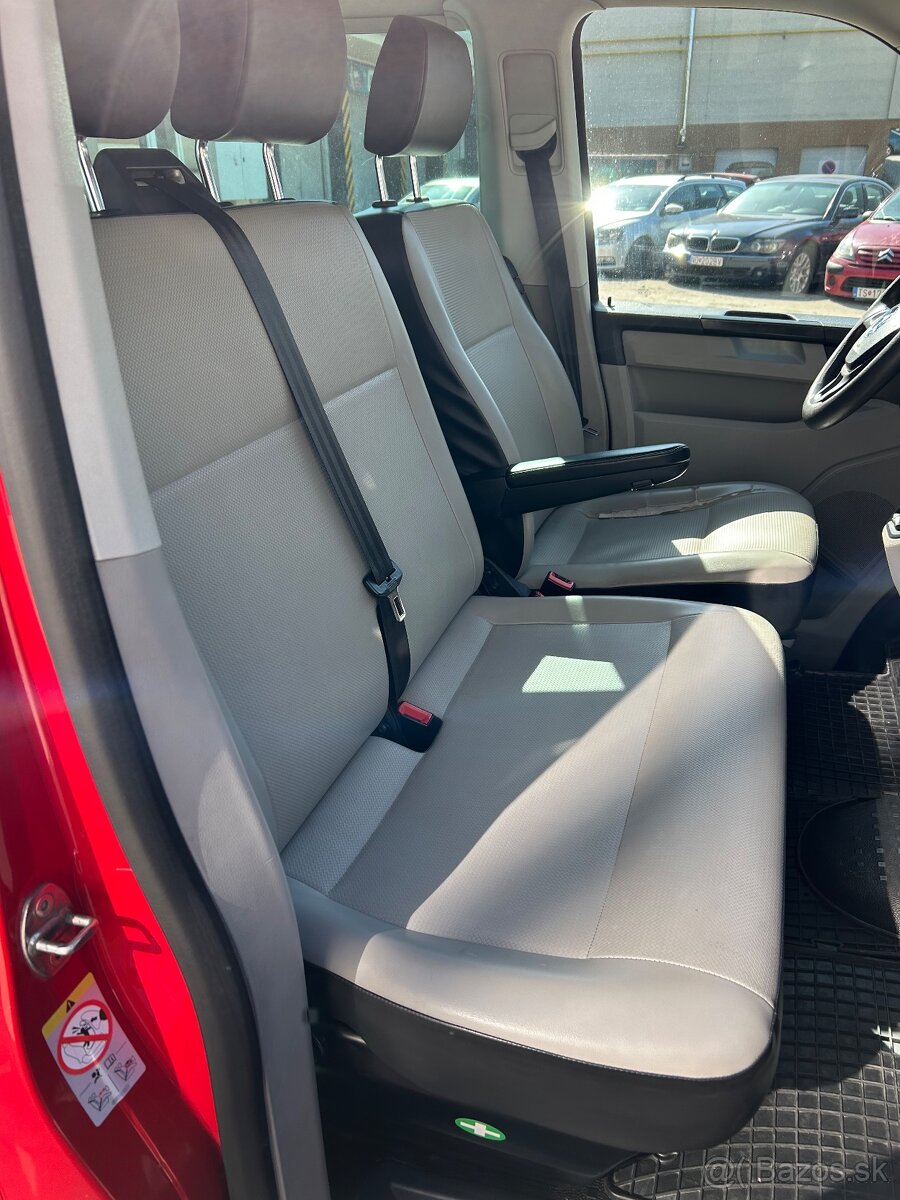 Volkswagen Transporter 2.0 TDI 4Motion - 12