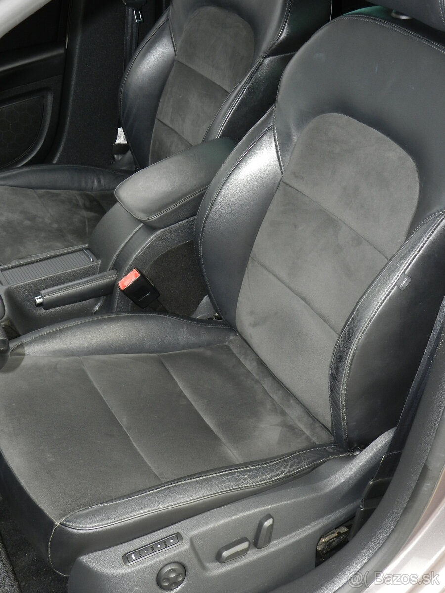 Škoda Superb Combi 2.0 TDI CR 140k Elegance DSG - 12