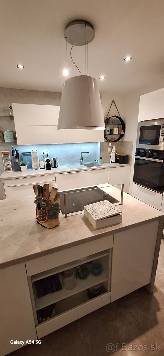 PREDAJ - 4-izbový byt s pozemkom - Dunajská Lužná - 12