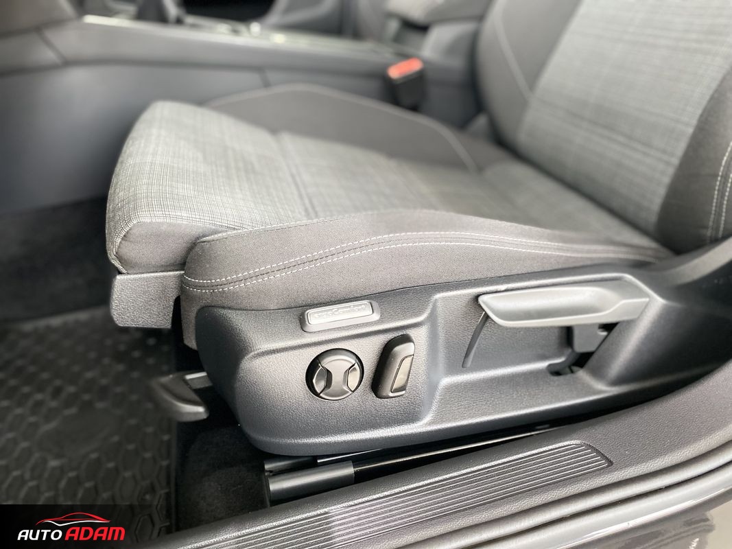 Volkswagen Passat Variant 2.0TDi 110kW Business - 12