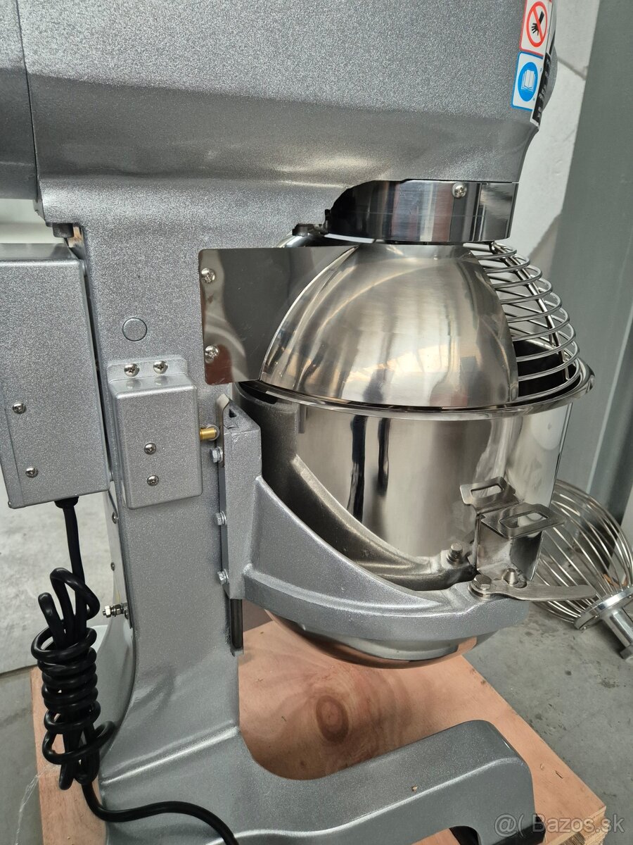 KUCHYŇSKKÝ ROBOT 20L ŠLAHAČ MIESIČ CESTA - 12