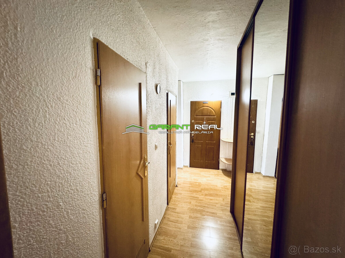 Prenájom 2-izb. byt, 52 m2, loggia, Hviezdoslavova ul. - 12