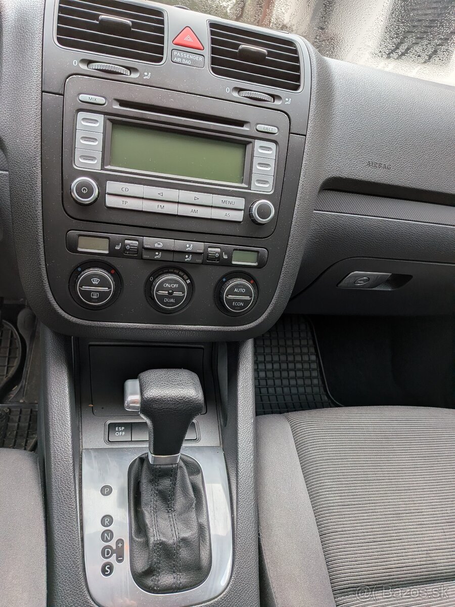 Predam VW Golf 1.6 benzin 75kW 6AT - 12