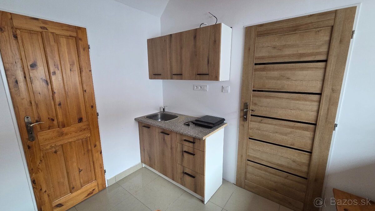 Trojizbový byt na prenájom - 12