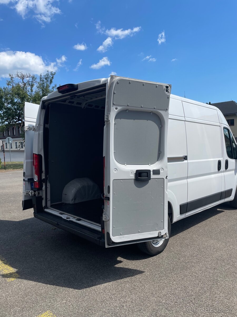 Peugeot Boxer 2.2 BlueHDi 2022 - 12