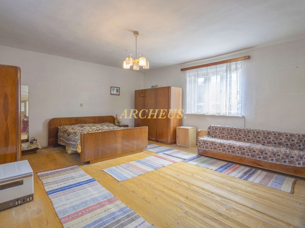 NA PREDAJ RODINNÝ DOM, POZEMOK 498m2, ROKYTOV - 12