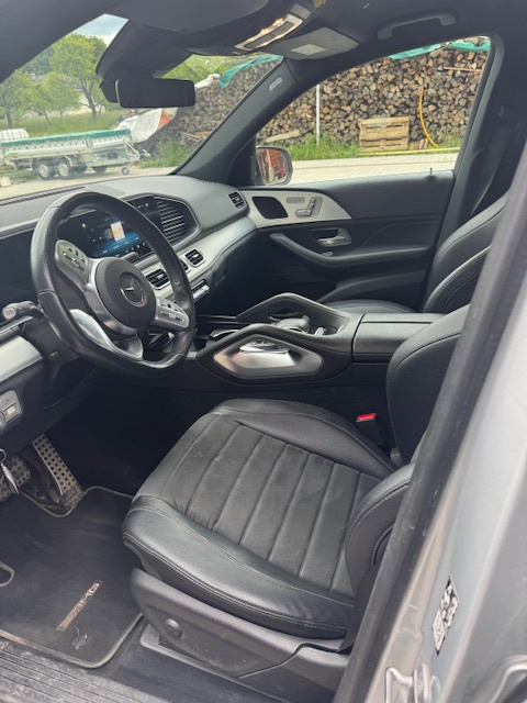 Mercedes Benz GLE 350d - 12