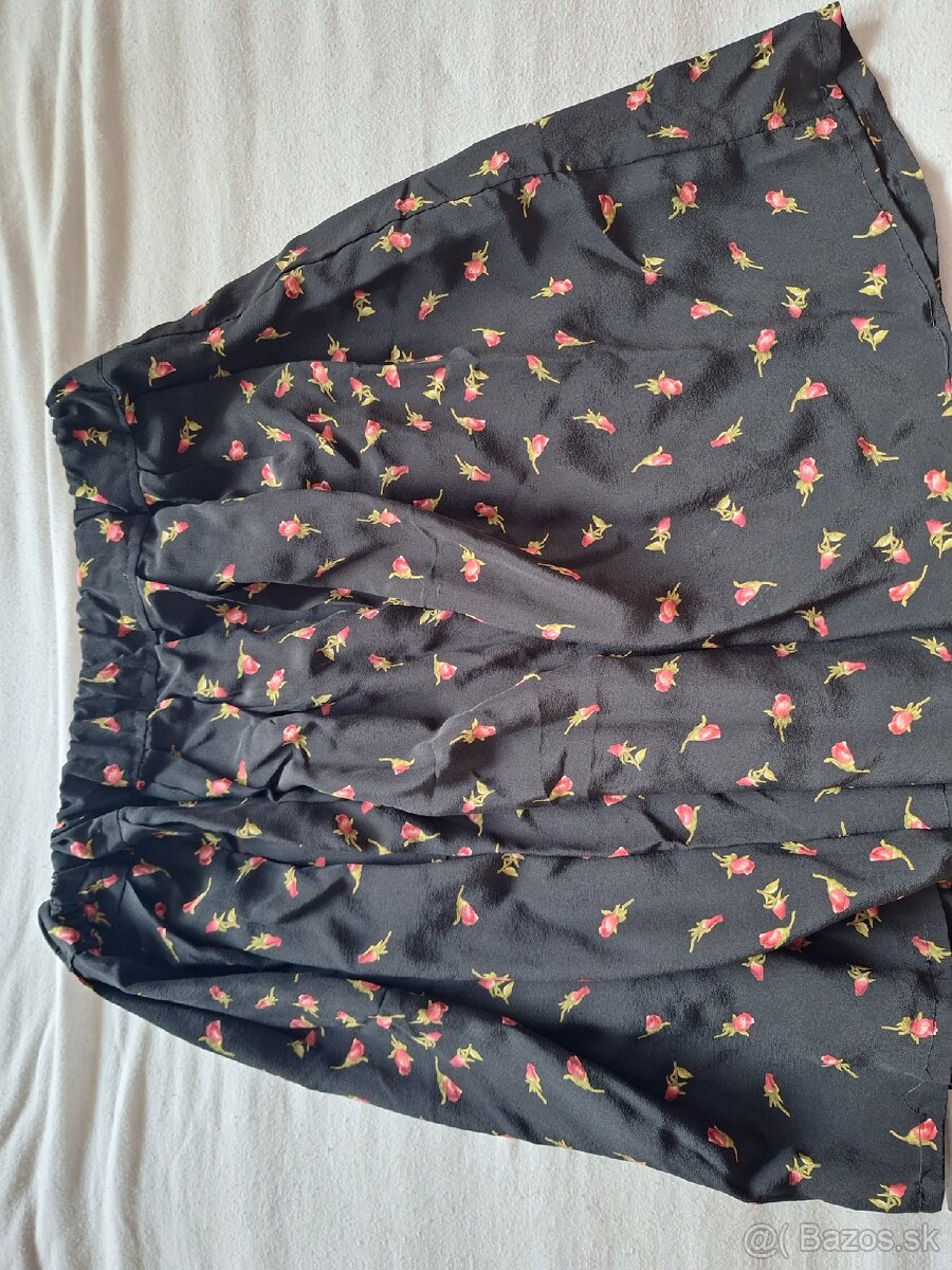 Balik damskeho oblecenia 18ks ,36-38 - 12