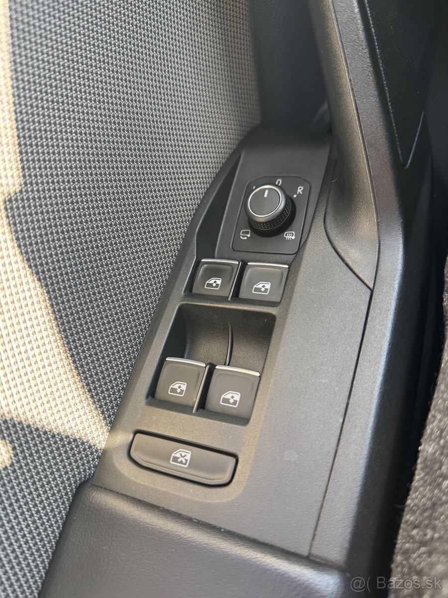 Seat Leon ST 2,0 TDI 110kw/150 koni DSG Automat - 12